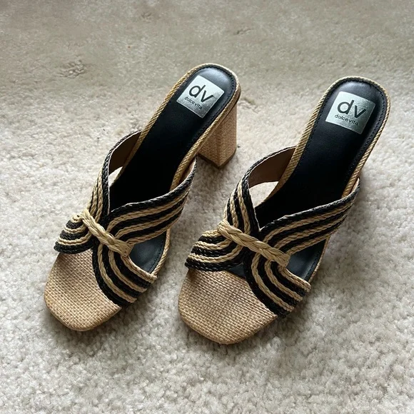 NEW Dolce Vita Woven Black and Tan Sandal - Picture 4 of 8